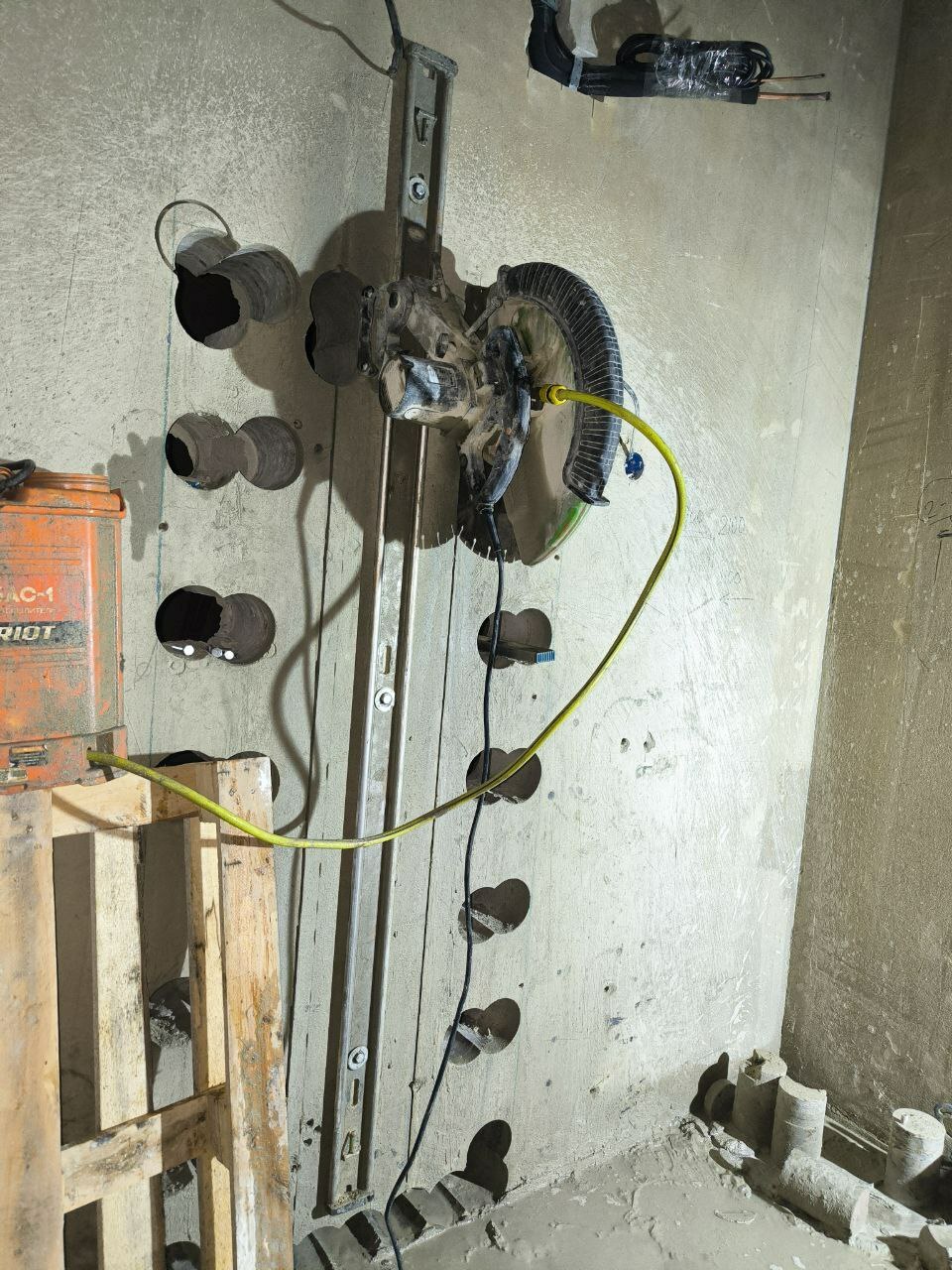 Алмазная резка проёмов Алмазная резка проёмов